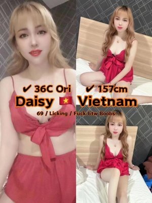 Daisy 25yo {36C} HOT Fair Sexy Petite Big Breasts Vietnam Lady
