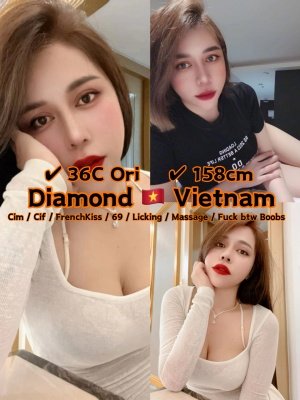 Diamond 24yo {36C} Fair Sexy Petite Vietnam Lady